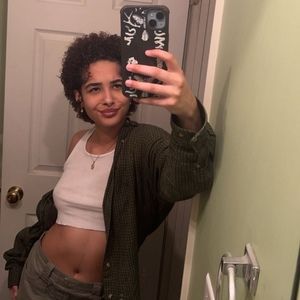 Meet your Posher, Emma